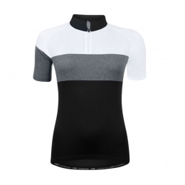 dres_force_view_lady_cerny__1584001413_90