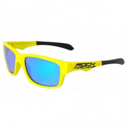 rm140325_bryle_rock-machine_peak_zelene_1